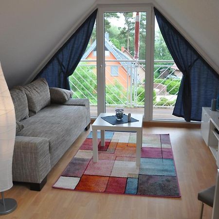 Ferienhaus Mueritzzauber / 1 Zimmer Dachgeschoss-Appartement Robel Exterior photo